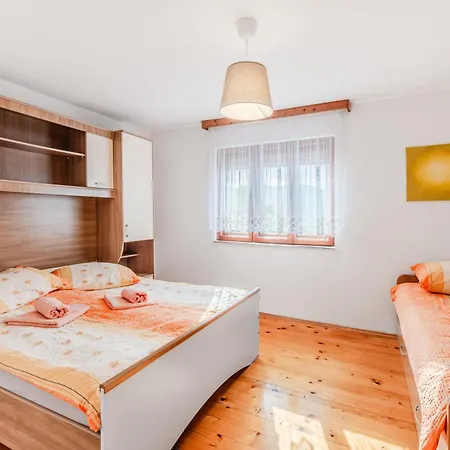 Feriehus Homes Pr Pelaku With Outdoor Sauna Slap ob Idrijci