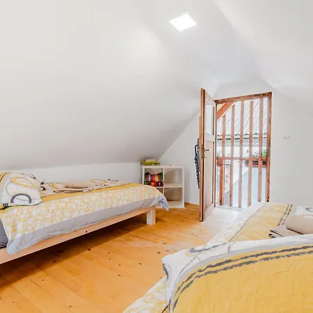 Homes Pr Pelaku With Outdoor Sauna