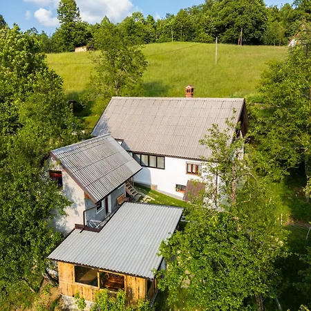 Hébergement de vacances Homes Pr Pelaku With Outdoor Sauna