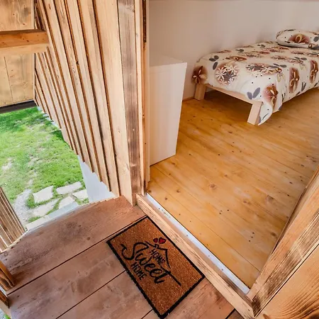 Homes Pr Pelaku With Outdoor Sauna Slap ob Idrijci