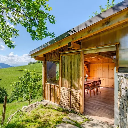 Homes Pr Pelaku With Outdoor Sauna * Slap ob Idrijci