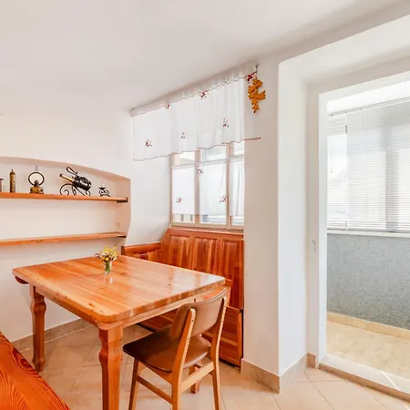 Homes Pr Pelaku With Outdoor Sauna Feriehus Slap ob Idrijci