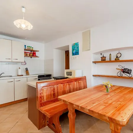 Homes Pr Pelaku With Outdoor Sauna * Slap ob Idrijci