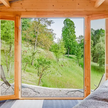 Homes Pr Pelaku With Outdoor Sauna * Slap ob Idrijci