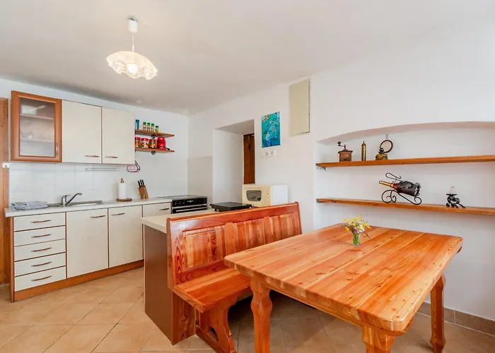 Homes Pr Pelaku With Outdoor Sauna * Slap ob Idrijci