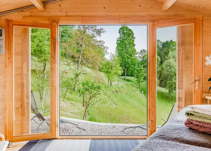 Homes Pr Pelaku With Outdoor Sauna * Slap ob Idrijci